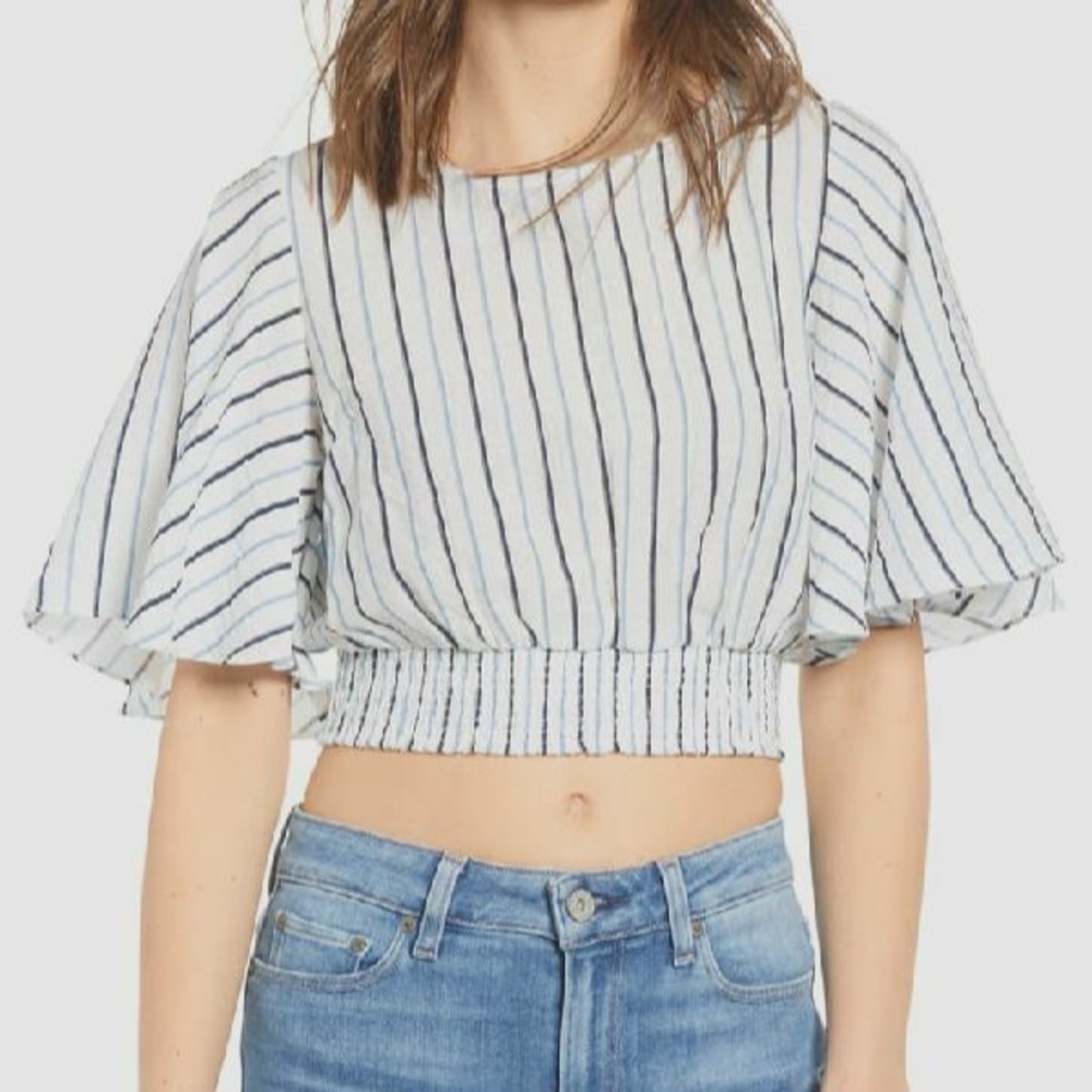 Moon River Women's White Flutter Sleeve Smocked Striped Crop Top Size L